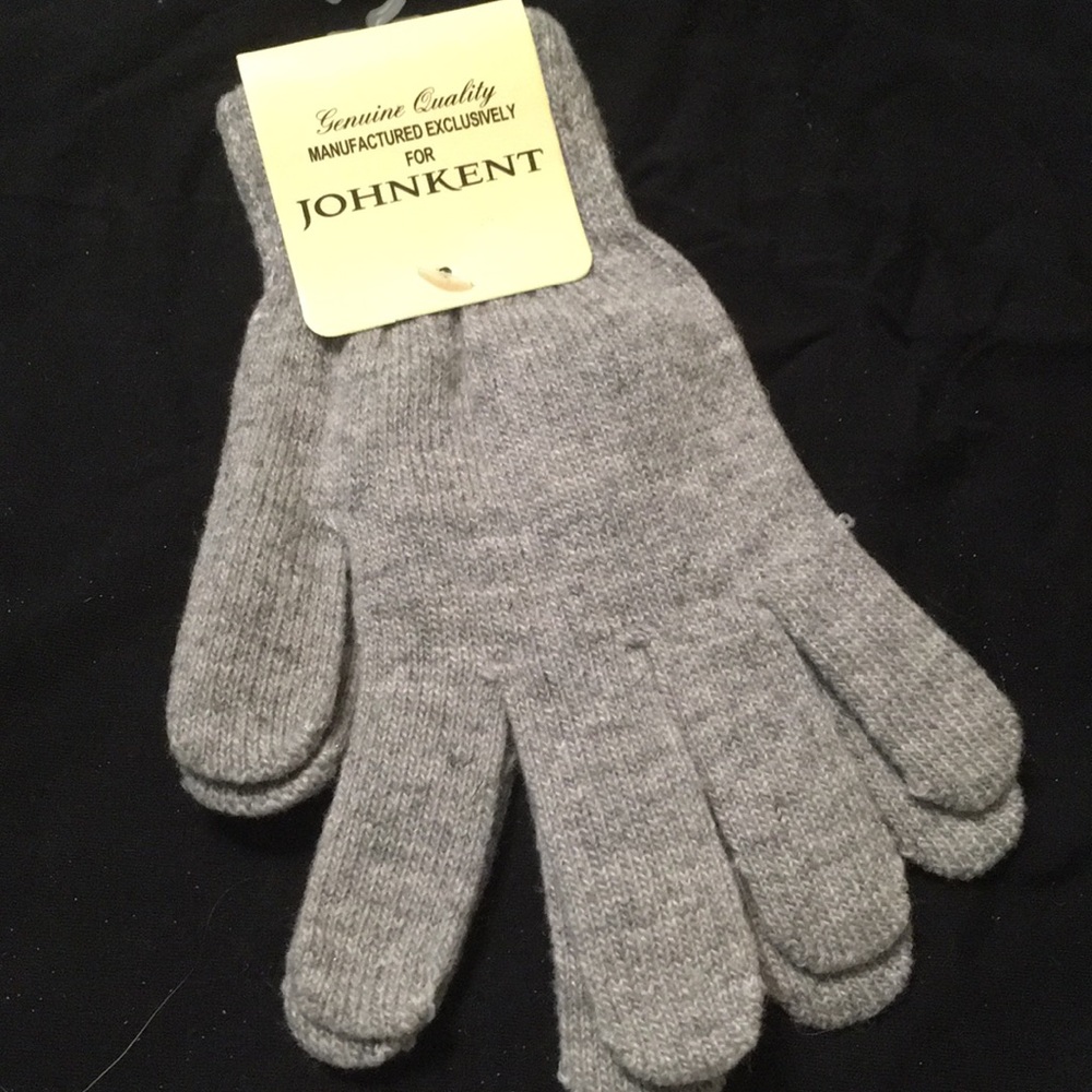 Knit gloves heather grey one size acrylic NWT fun